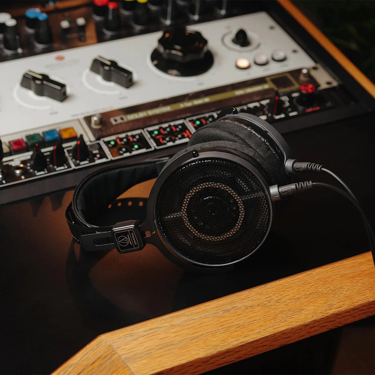 Audio-Technica ATH-R70xa Professional Over-Ear Open-Back Reference Headphones - Image 5