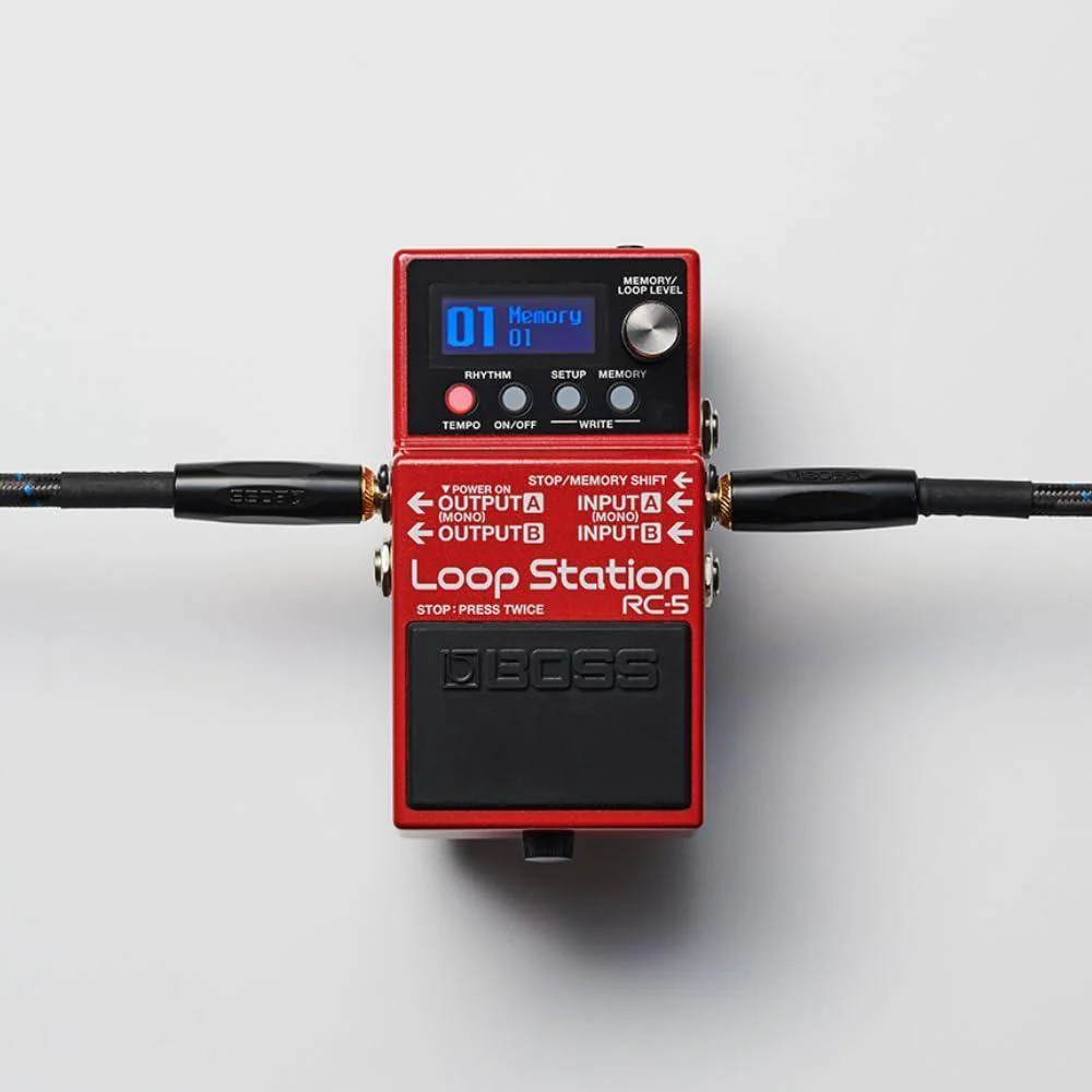 Boss RC-5 Loop Station Compact Phrase Recorder Pedal Bundle w/2x Strukture S6P48 Woven Right Angle Patch Cables, 12x Guitar Picks, 9V Power Adapter and Liquid Audio Polishing Cloth - Image 4