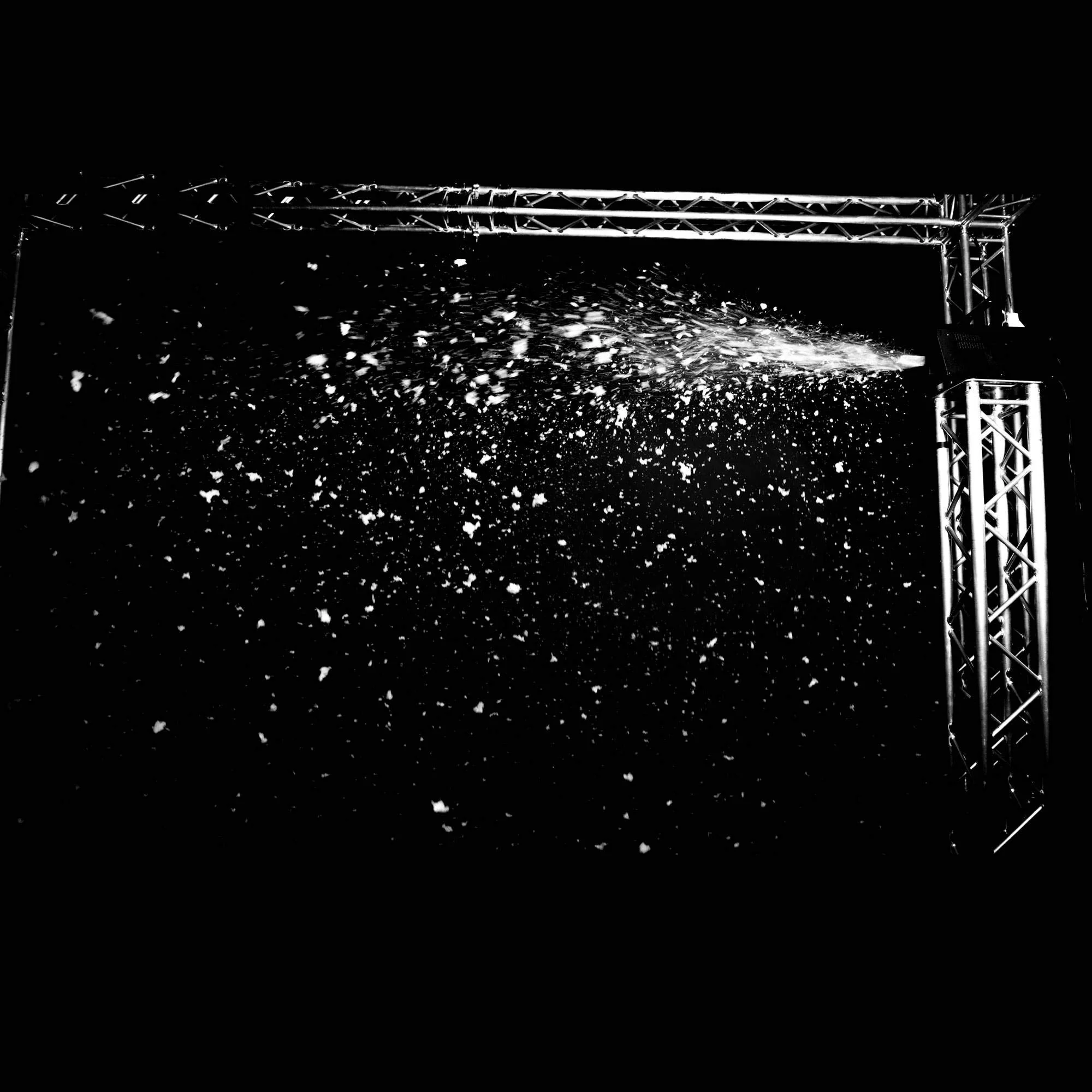 CHAUVET DJ Snow Machine (SM250) - Image 5