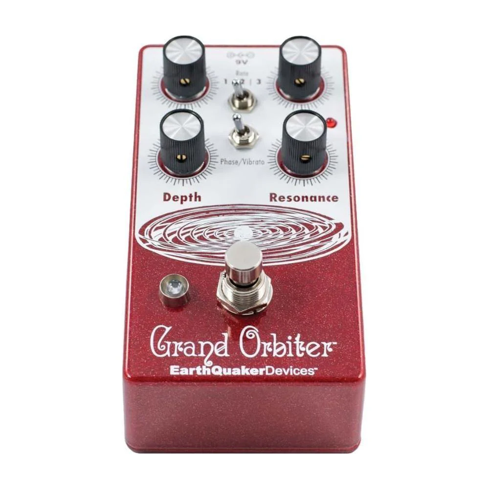 EarthQuaker Devices Grand Orbiter®Phase Machine Bundle w/2x Strukture S6P48 Woven Right Angle Patch Cables, 12x Guitar Picks and Liquid Audio Polishing Cloth - Image 3