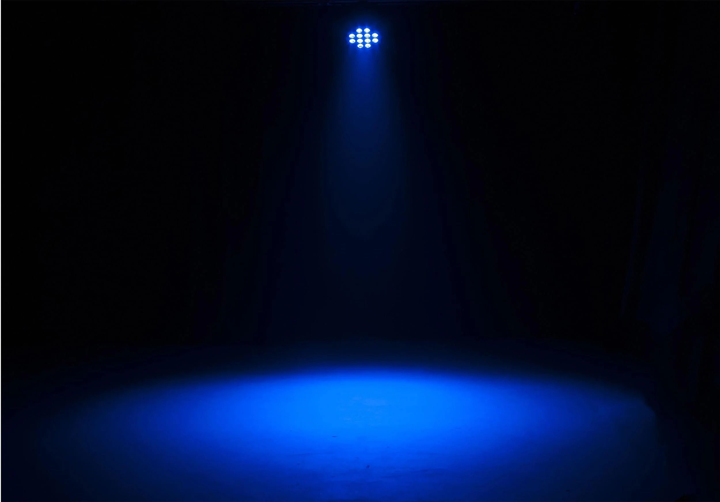 Eliminator LP 12 Hex 12X5W RGBWA+UV LED Par Light - Image 5