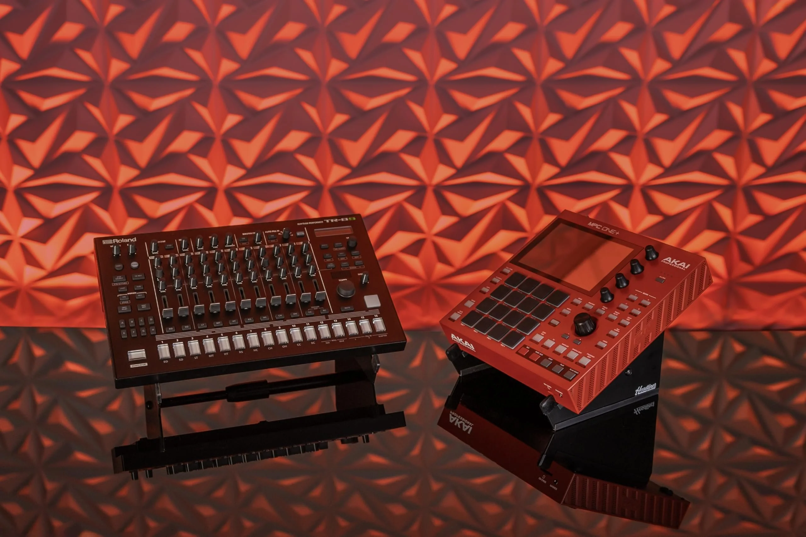 Headliner Desktop Synth Stand - Image 9