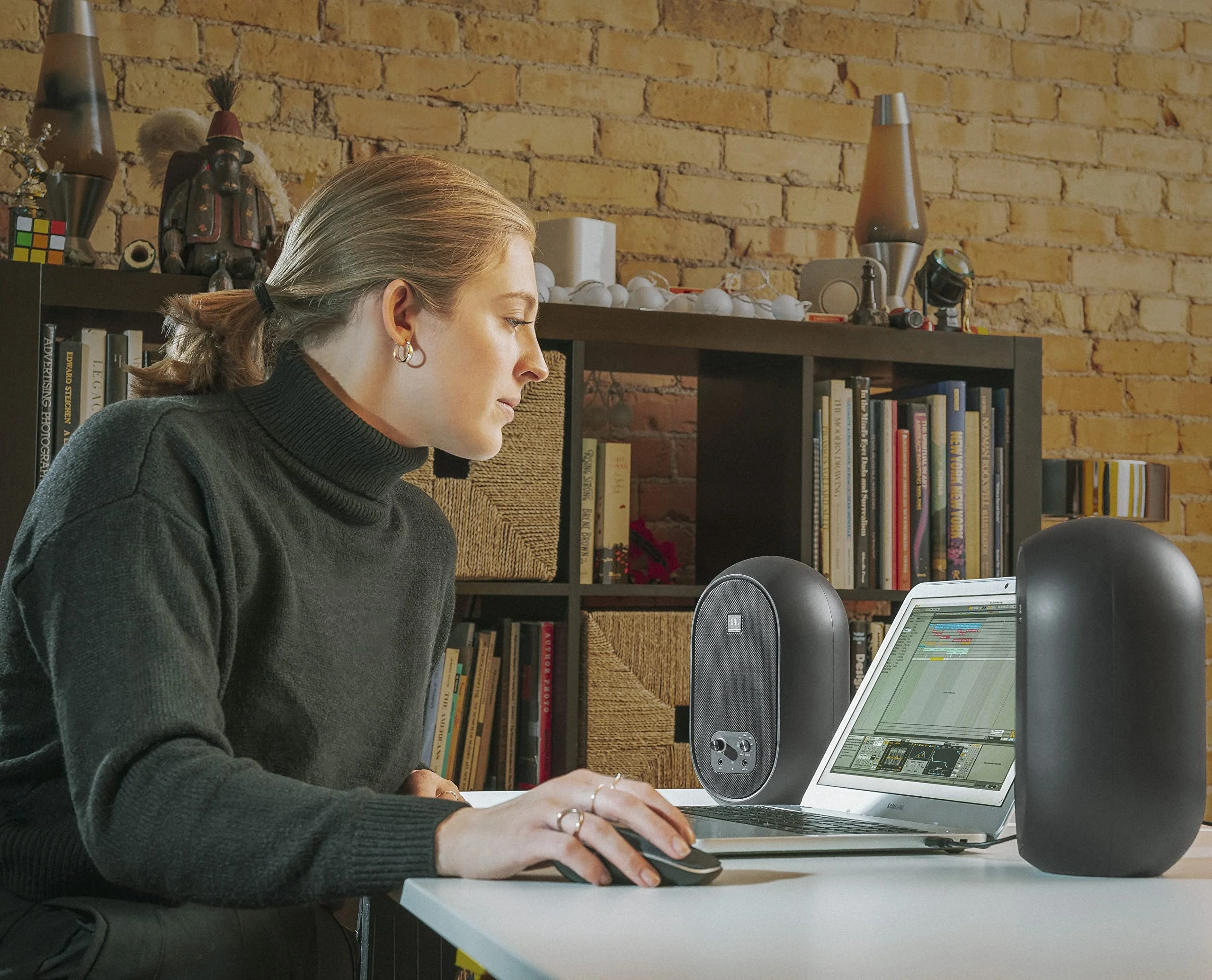 JBL Professional 1 Series 104-Bt Bluetooth Multimedia Corded Electric Desktop speakers - Image 7
