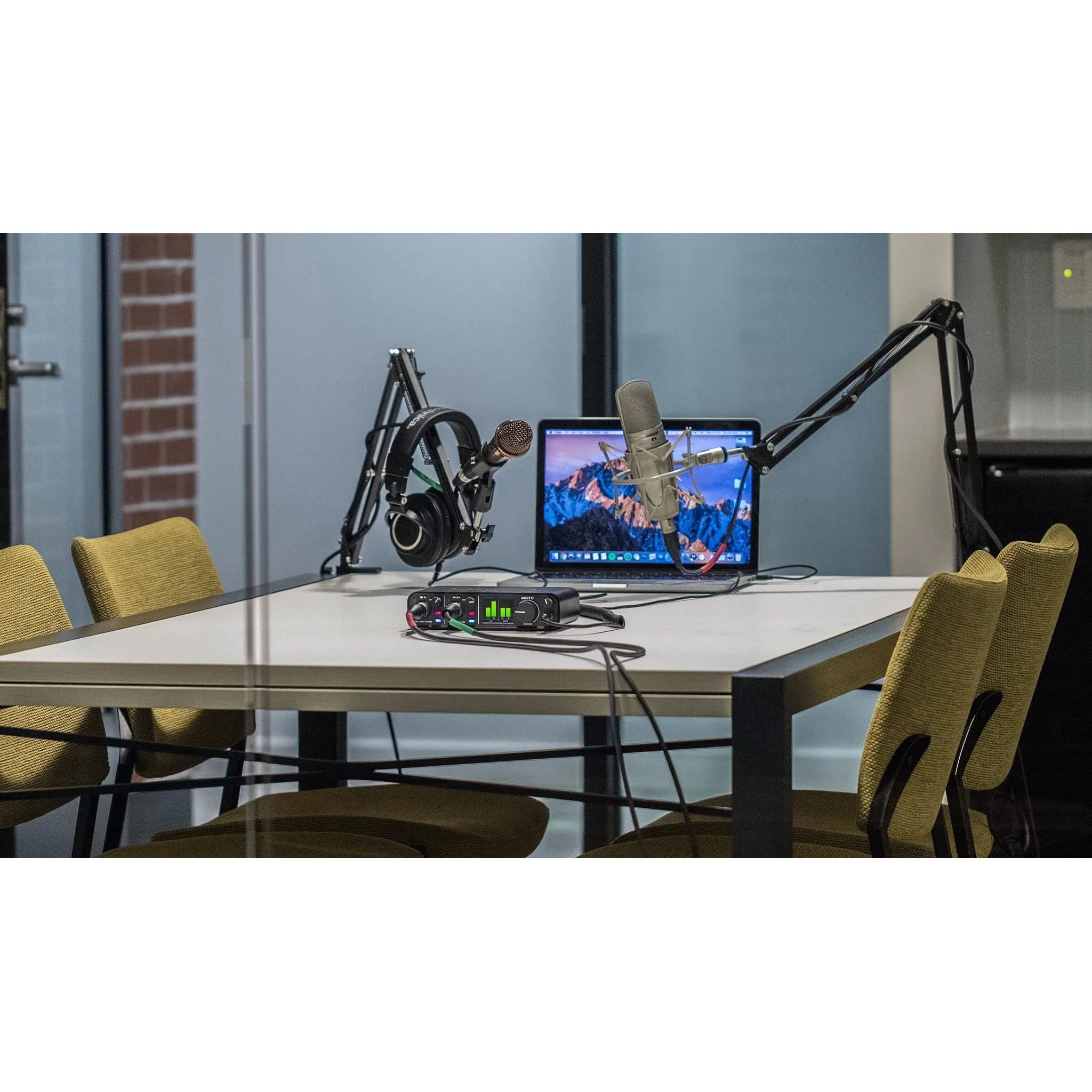 MOTU M2 2x2 USB-C Audio Interface - Image 8