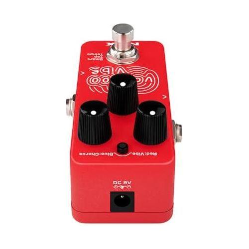 NUX Voodo Vibe NCH-3 Mini Uni-Vie Effect Pedal Bundle w/2x Strukture S6P48 Woven Right Angle Patch Cables, 12x Guitar Picks and Liquid Audio Polishing Cloth - Image 5