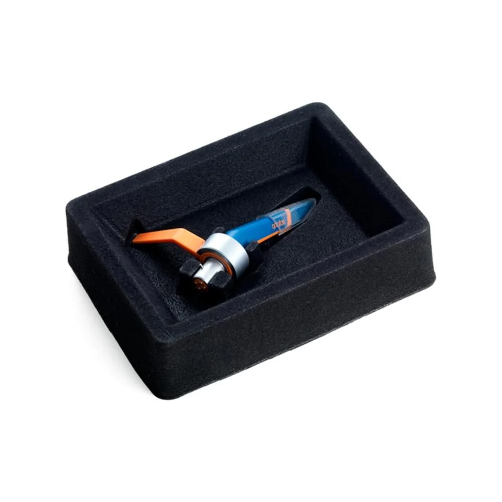 Ortofon Concorde MkII DJ CC Single Cartridges Spherical Stylus Bundle w/Liquid Audio Fiber Carbon Brush & Liquid Audio Polishing Cloth - Image 3