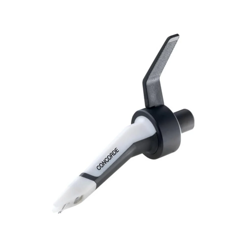 Ortofon Concorde MkII Scratch CC Twin Cartridges & Styli with Flight Case Bundle w/Liquid Audio Fiber Carbon Brush and Liquid Audio Polishing Cloth - Image 2