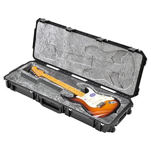 SKB iSeries Waterproof Strat and Tele Guitar Injection Molded Mil-Standard Waterproof Flight Case with Quiet-Glide Wheels - Image 4